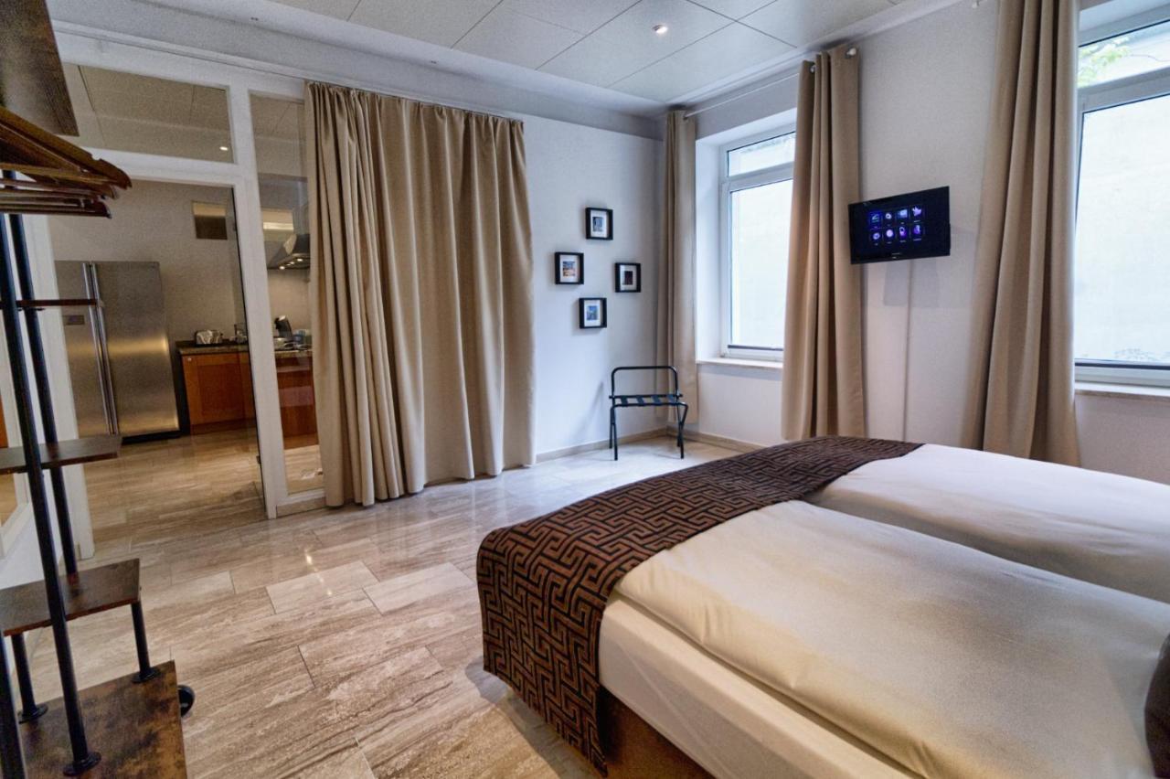 Neu! Einmaliges Loft Im Binnenhafen - Hafenblick! Hamburg-Harburg Exteriör bild